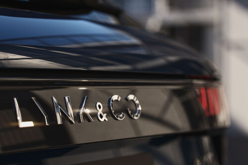 Lynk &amp; Co 01.