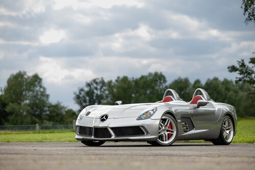 RM Sotheby’s versteigert diesen 2010er Mercedes-Benz SLR McLaren Stirling Moss von mindestens 3,2 Millionen Euro.