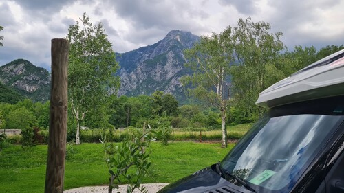 Wohnmobilstellplatz am Hotel Willy in Gemona.