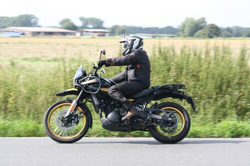 Royal Enfield Himalayan 450.